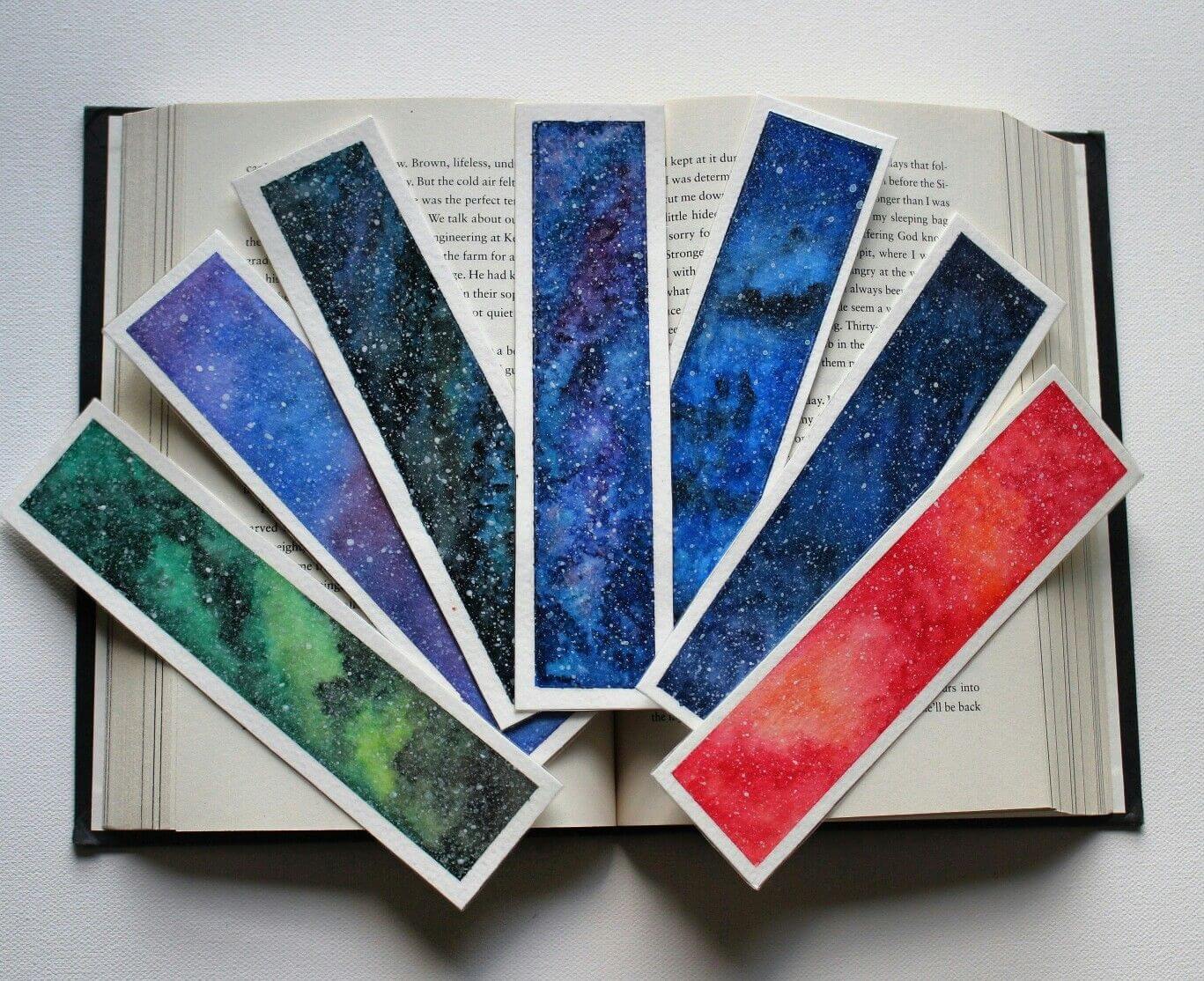 monochromatic-Bookmarks